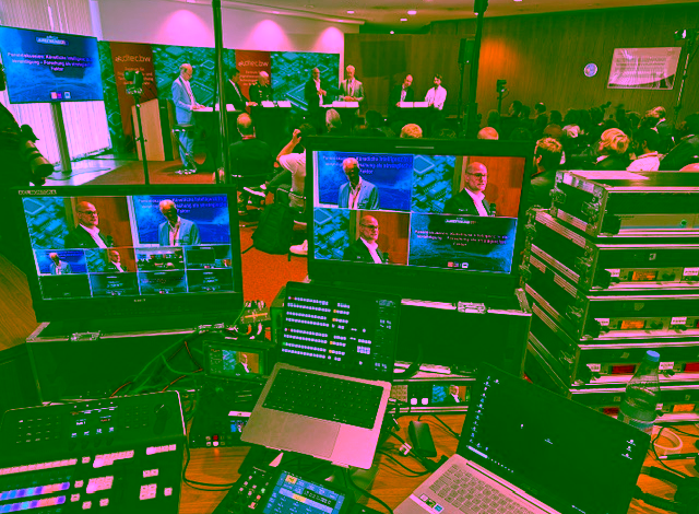 avt plus Panasonic AW-UE150 Eventtechnik